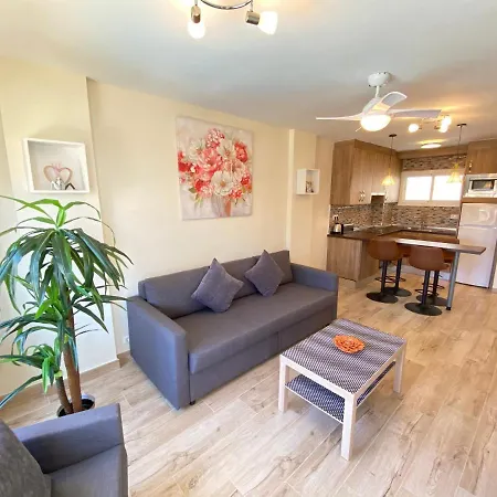 Modern 1 Bedroom Seaside With Pool 公寓 *