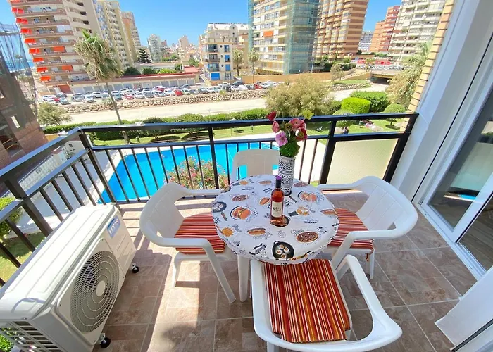 Modern 1 Bedroom Seaside With Pool Fuengirola