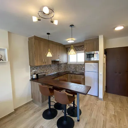 아파트 Modern 1 Bedroom Seaside With Pool *