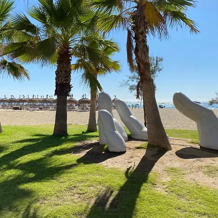 Modern 1 Bedroom Seaside With Pool * Фуэнхирола